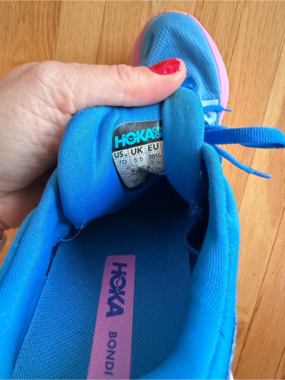 Bondi 8 Hoka Running Shoes View 5